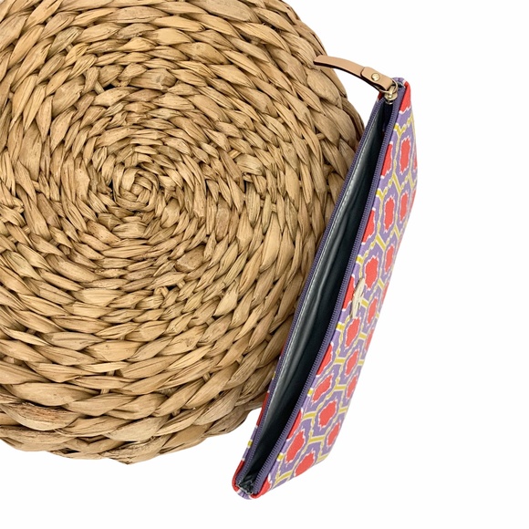 KATE SPADE | Large Zippered Pouch - Picture 4 of 8